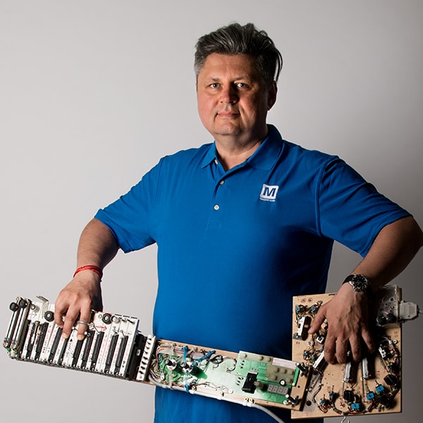 robert gogol and his Sound Art Electronics