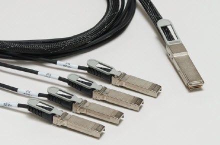 TE Connectivity SFP28/QSFP28 Kupfer-Kabelsätze